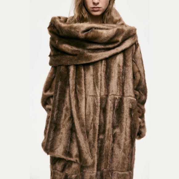 H&M NWT Viral Scarf-Detail Fur Coat ❤️🔥❤️🔥 - Picture 2 of 9